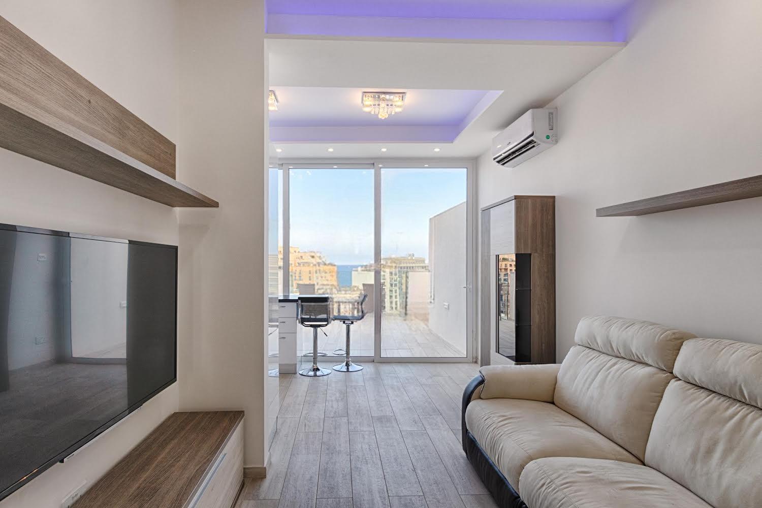The Penthouse Apartment Saint Julian's Екстериор снимка
