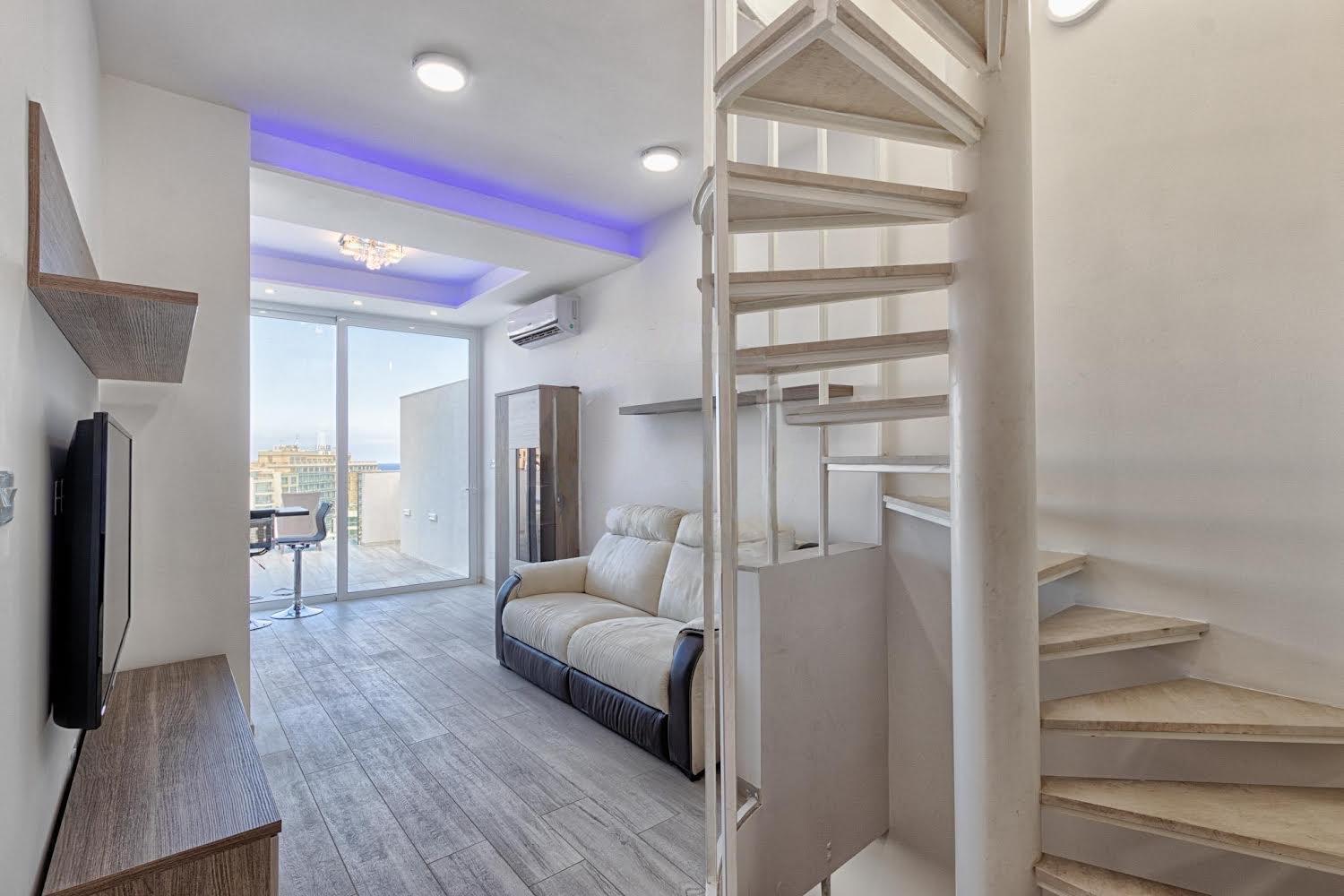 The Penthouse Apartment Saint Julian's Екстериор снимка